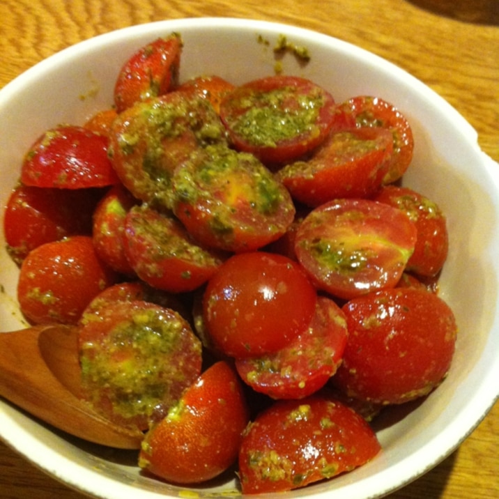 ミニトマトのバジルソース絡め レシピ 作り方 By しゅんこ8760 楽天レシピ